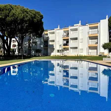 Daire Garden View 2 With Pool By Homing